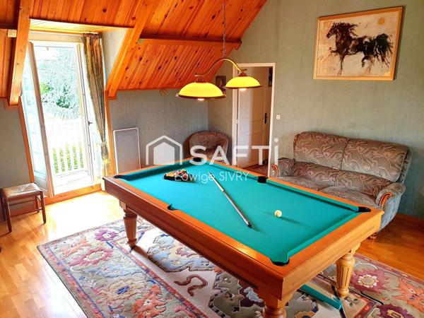 MAISON SPACIEUSE AVEC PISCINE