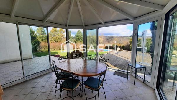 MAISON SPACIEUSE AVEC PISCINE