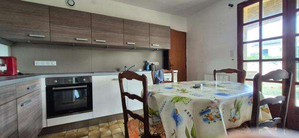 Maison Castries 9 pièce(s) 170 m2