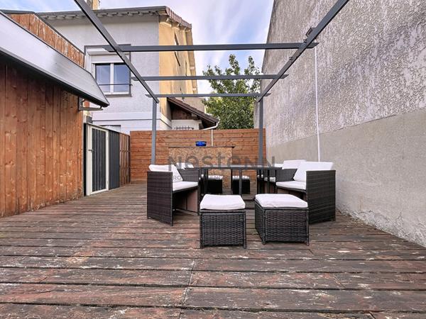 À vendre : Appartement de 4 pièces à VALENTON avec terrasses et jardin.