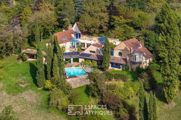 Maisons d’architecte lovées en coeur de nature et leurs étangs