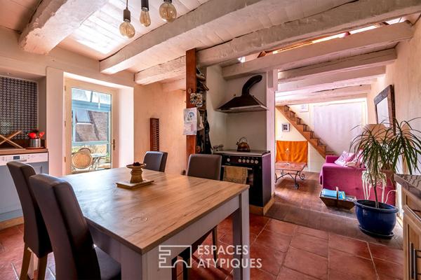 Maisons d’architecte lovées en coeur de nature et leurs étangs