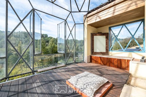 Maisons d’architecte lovées en coeur de nature et leurs étangs