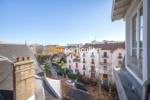 Vente
                Appartement105 m² - 3 Pièces -
                    BIARRITZ (64200)