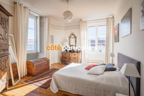 Vente
                Appartement105 m² - 3 Pièces -
                    BIARRITZ (64200)