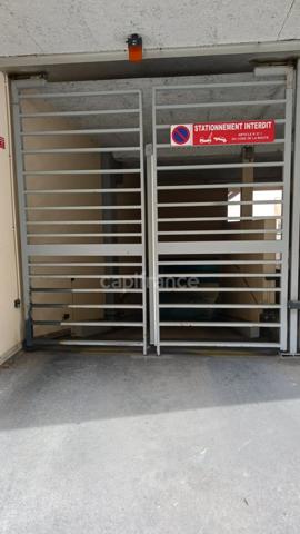 Dpt Vienne (86), à vendre POITIERS Centre-ville - Parking intérieur