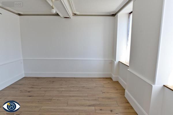 Maison à vendre à Montigné-le-Brillant en Mayenne (53970), ref : 53004-1233