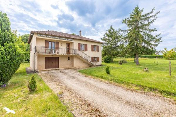 Maison à vendre |  Beaumont-du-Périgord |  8 pièces | 151 m²