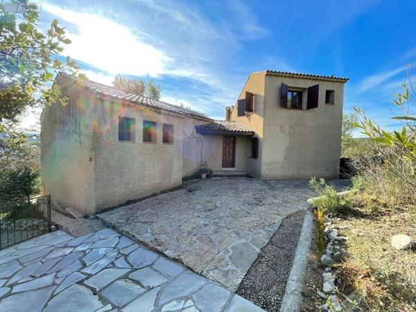 Maison individuelle à vendre à Esparron-de-Verdon dans les Alpes-de-Haute-Provence (04800), ref : 025/1925 Maison individuelle à vendre à Esparron-de-Verdon dans les Alpes-de-Haute-Provence (04800), ref : 025/1925 Maison individuelle à vendre à Esparron-de-Verdon dans les Alpes-de-Haute-Provence (04800), ref : 025/1925