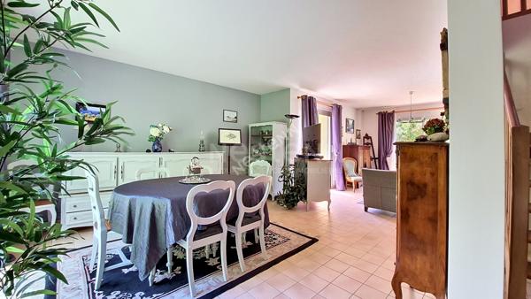 ORVAULT MULONNIERE / HAUTE VALLEE : A VENDRE Maison 4 chambres au calme en impasse, terrain de 440 m², garage, proximité commerces et écoles !