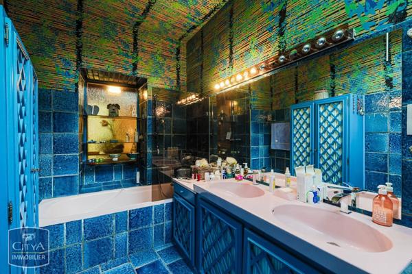 Maison à vendre 8 pièces 186.39m² Grenoble (38000)