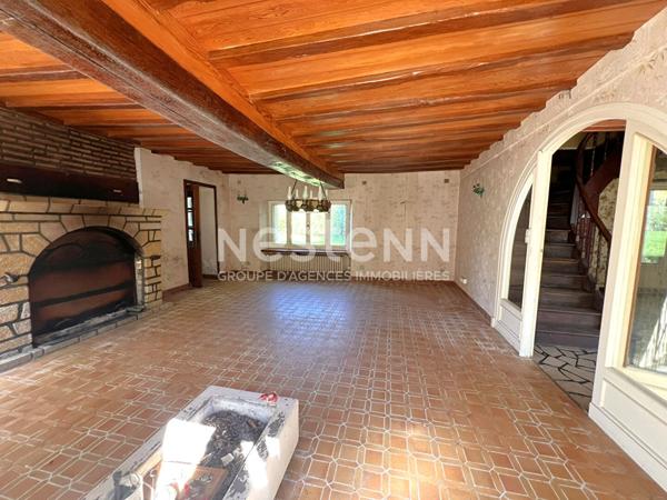 BIEN RARE ! MOULIN DE CARCTERE AVEC SA ROUE ET SON BIEF À VENDRE PROCHE CHABRIS (INDRE 36)