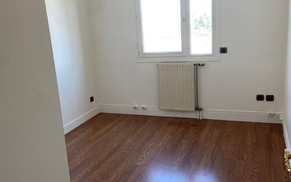 Appartement à louer    4 pièces • 104 m2 Lyon 7