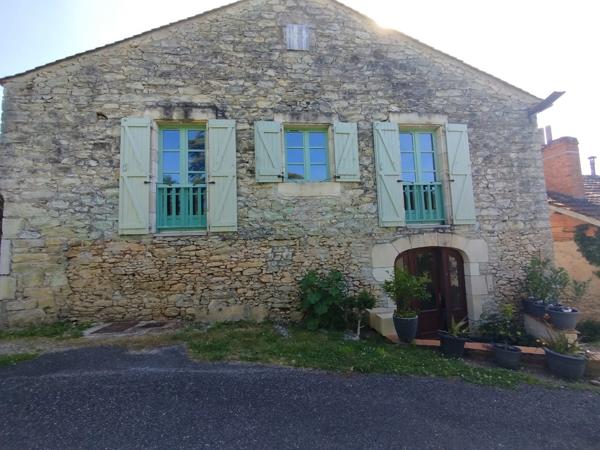 Ensemble immobilier, maison et logements locatifs sur 1,5 ha de terrain