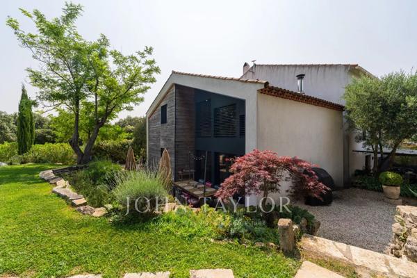 Maison de caractère avec piscine et grand terrain à vendre à Ventabren – Proche Aix-en-Provence
