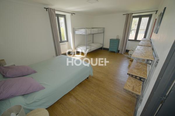 MAISON À VENDRE DE 6 PIÈCES DE 166,00 M²
