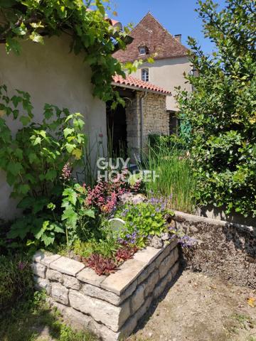 MAISON À VENDRE DE 6 PIÈCES DE 166,00 M²