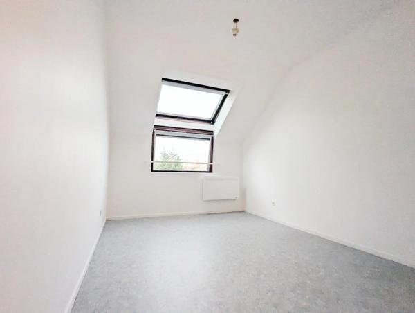 Maison 4 pièces louée – investissement sécurisé – jardin + garage – Aubigné-Racan