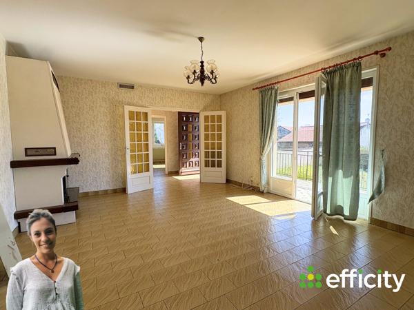 Maison
         5 pièces
        - 104 m² Exclusivité 235 000 € *