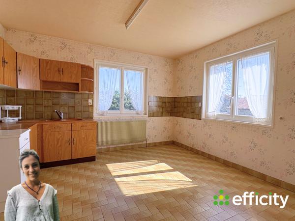 Maison
         5 pièces
        - 104 m² Exclusivité 235 000 € *