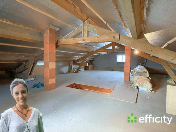 Maison
         5 pièces
        - 104 m² Exclusivité 235 000 € *