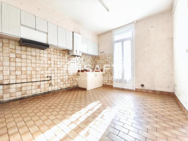 Appartement T4 avec grenier à renover