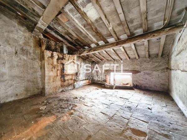 Appartement T4 avec grenier à renover