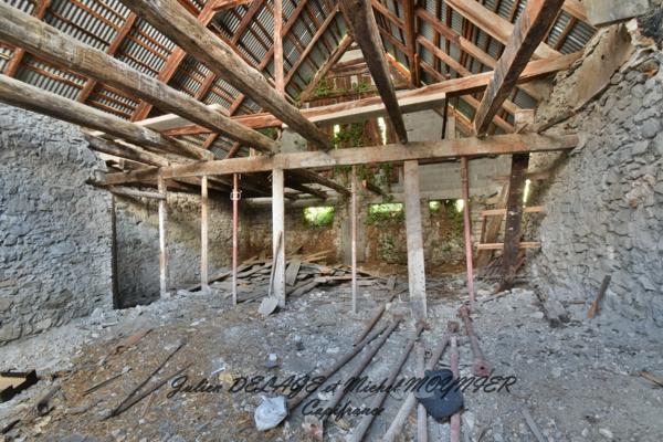 Maison à Rénover dans le village du Lauzet-Ubaye proche de barcelonnette (dep 04)