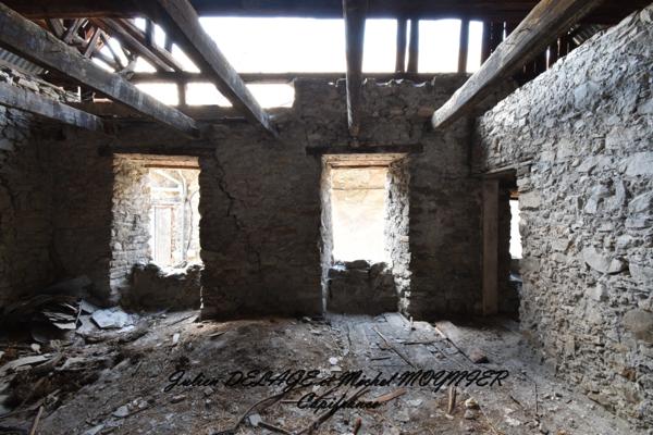 Maison à Rénover dans le village du Lauzet-Ubaye proche de barcelonnette (dep 04)