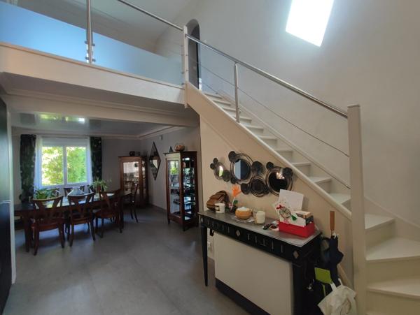 À vendre - Maison bourgeoise, 7 pièces située à Amboise (37400)