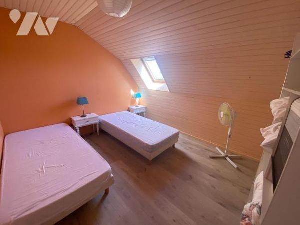 A vendre à Drignac commune d'Ally (CANTAL), dans un hameau verdoyant, au calme avec une jolie v...