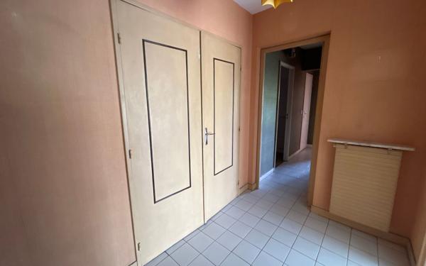 Appartement à vendre    3 pièces • 68,75 m2 Saint-Gratien