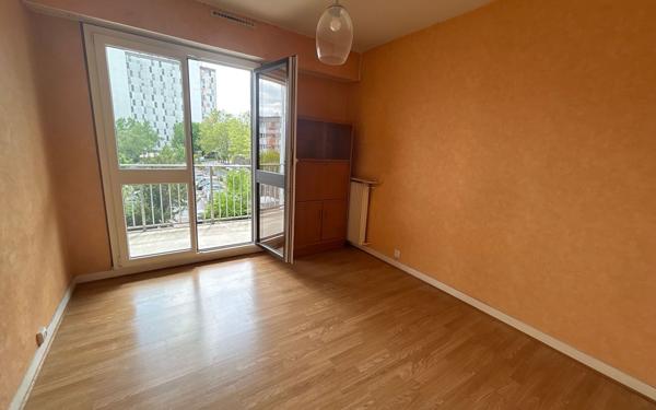 Appartement à vendre    3 pièces • 68,75 m2 Saint-Gratien