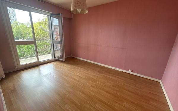 Appartement à vendre    3 pièces • 68,75 m2 Saint-Gratien