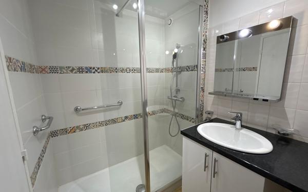 Appartement à vendre    3 pièces • 68,75 m2 Saint-Gratien