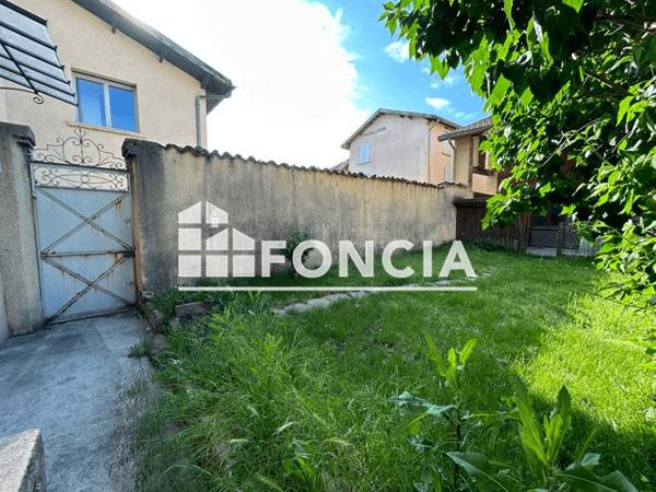 Location Appartement 2 pièces 42.73 m² - 10 RUE OCTAVE CHENAVAS St Etienne De St Geoirs 38590