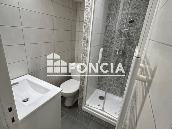 Location Appartement 2 pièces 42.73 m² - 10 RUE OCTAVE CHENAVAS St Etienne De St Geoirs 38590