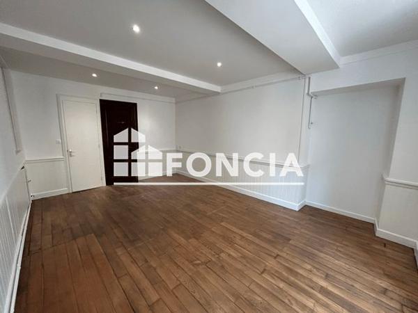 Location Appartement 2 pièces 42.73 m² - 10 RUE OCTAVE CHENAVAS St Etienne De St Geoirs 38590