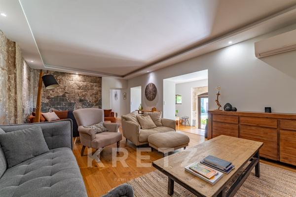 Mas entièrement rénové avec piscine