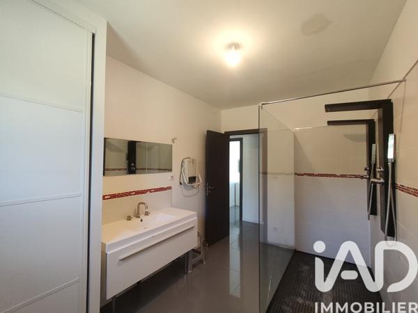Maison à vendre 5 pièces 137,5 m² Pont-Saint-Esprit