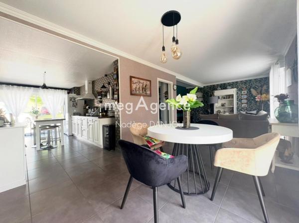 Maison à VIRE NORMANDIE, 14500 - 6 pièces 103m²