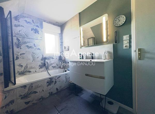 Maison à VIRE NORMANDIE, 14500 - 6 pièces 103m²