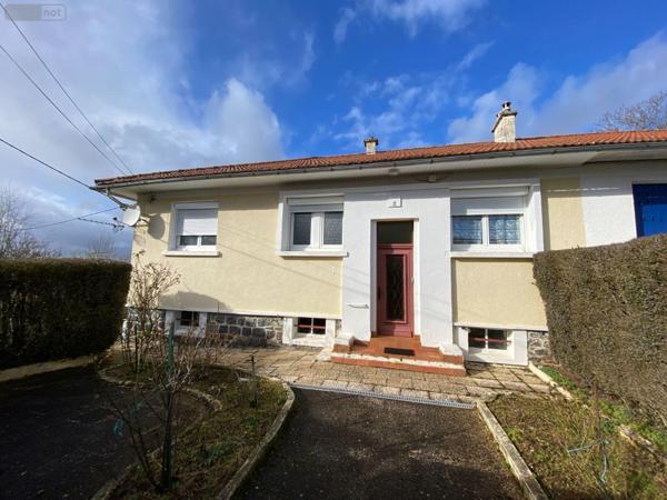 Maison à vendre à Mauriac dans le Cantal (15200), ref : 15060/1257