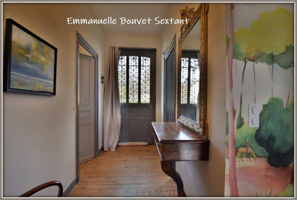 Superbe maison bourgeoise, proche Bergerac, très beaux volumes, jardin, garage, car-port, piscine, solarium, accès voie verte