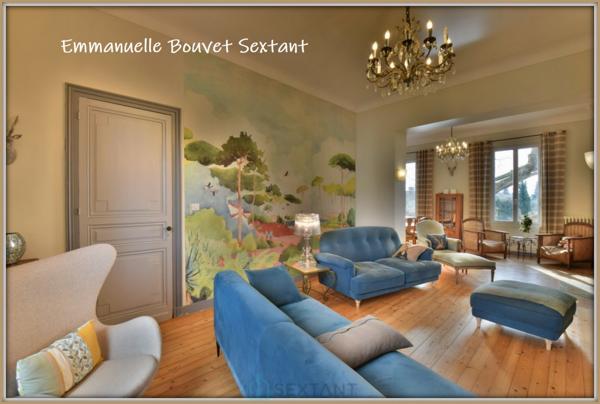 Superbe maison bourgeoise, proche Bergerac, très beaux volumes, jardin, garage, car-port, piscine, solarium, accès voie verte
