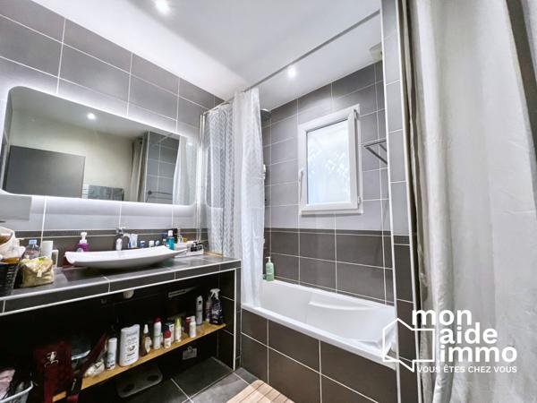 Plain-pied 3 chambres + bureau avec commerces de proximités