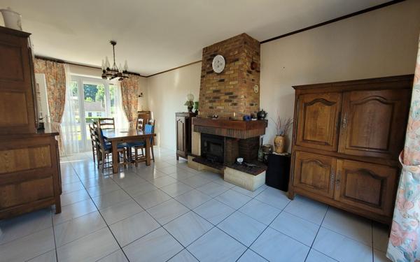 Maison à vendre    4 pièces • 76,50 m2 Dreuil-lès-Amiens