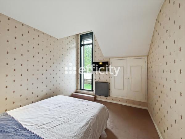 Maison
         9 pièces
        - 205 m² Exclusivité 369 000 € *