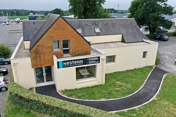 Local commercial de 130 m2 plus terrasse à louer en emplacement N°1 - Vannes Centre