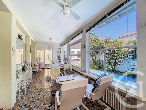 Maison à vendre  6 pièces - 131 m 2   ARCACHON  - 33